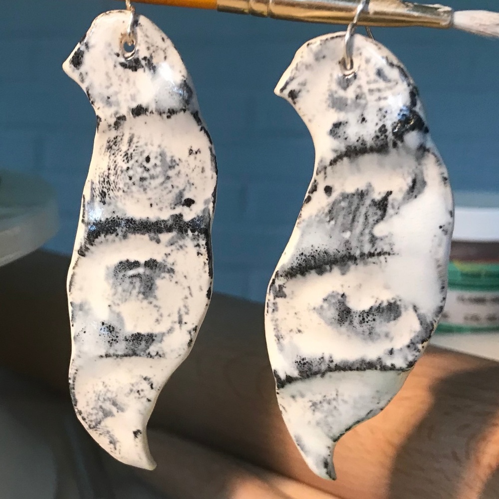 Handmade "Thumb Bird" ceramic earrings